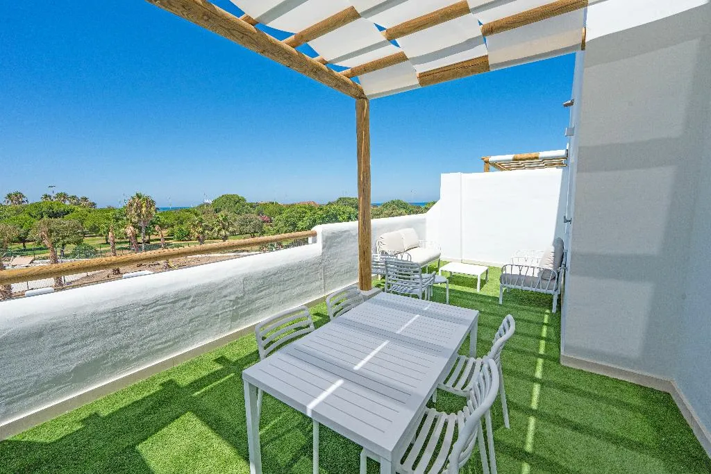 APARTMENT SEA VIEW TWO BEDROOMS Room, Punta Candor Suites, Costa De La Luz