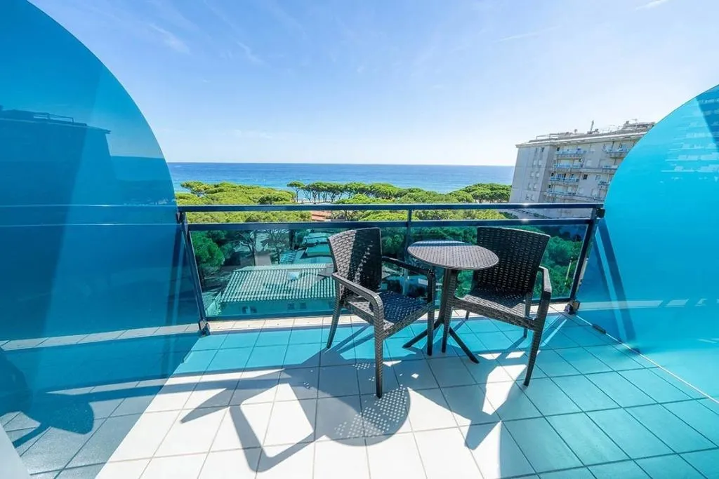 TRIPLE SEA VIEW Room, Blaucel, Costa Brava