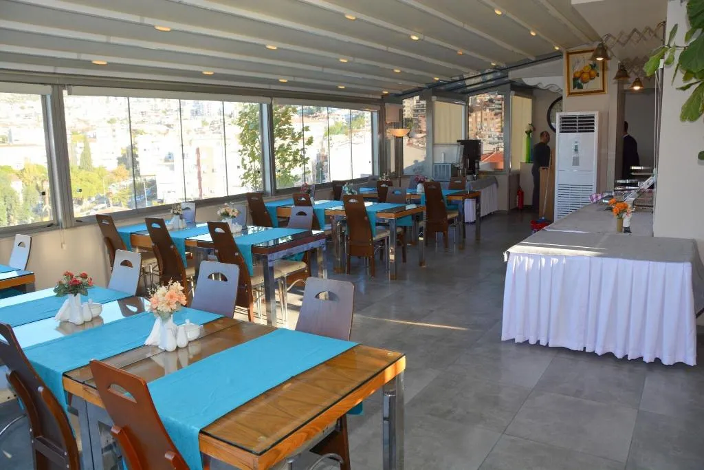 Terrace, Istankoy Hotel Kusadasi, Izmir
