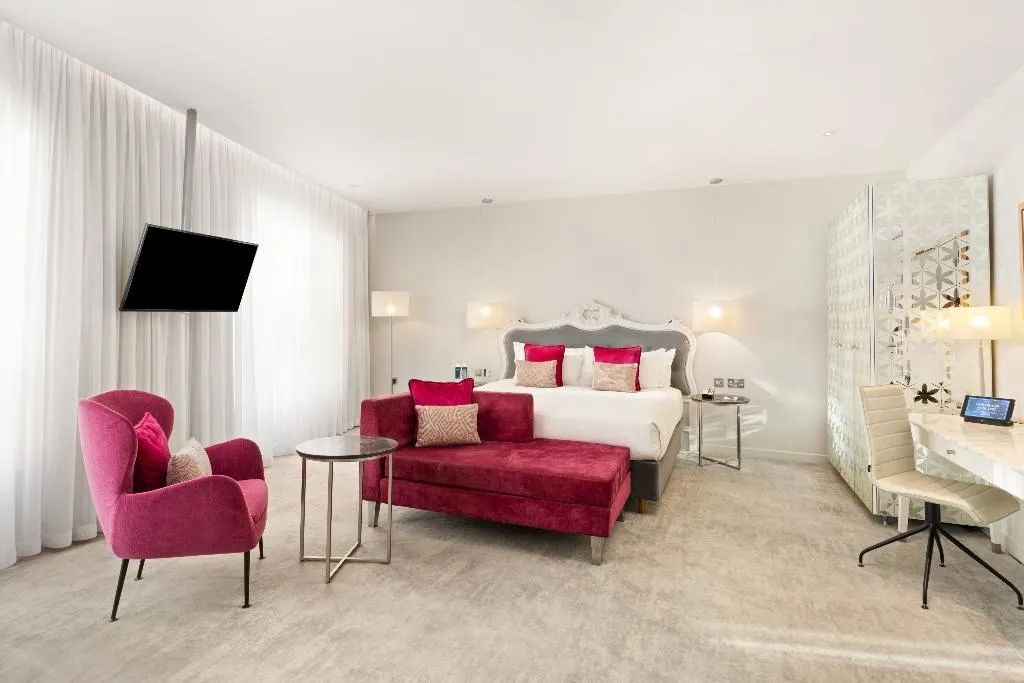 JUNIOR SUITE GUEST ROOM Room, The Morgan Hotel, Dublin