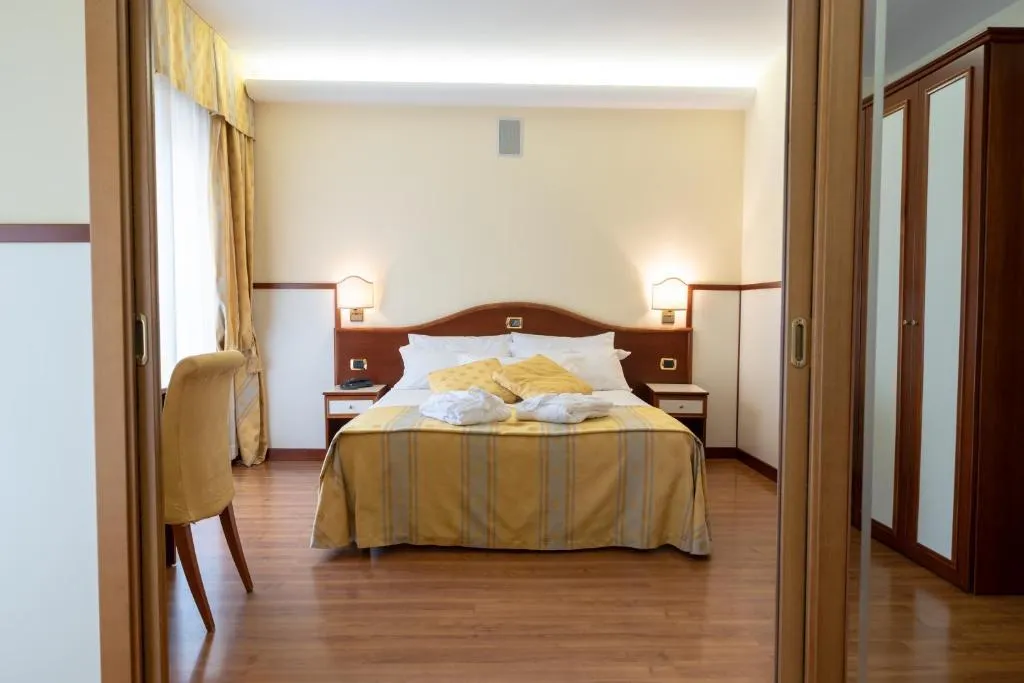 SUITE STANDARD Room, Hotels Vidi Miramare & Delfino, Venice