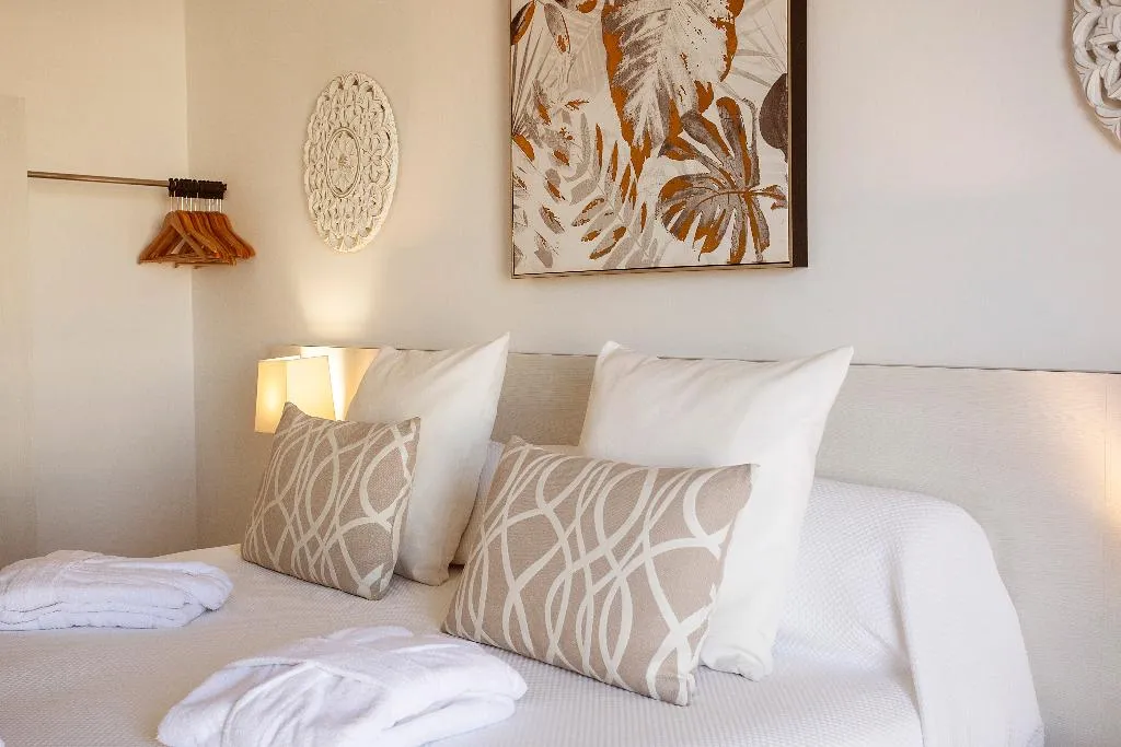 DOUBLE DELUXE Room, Hotel Puchet Ibiza, Ibiza