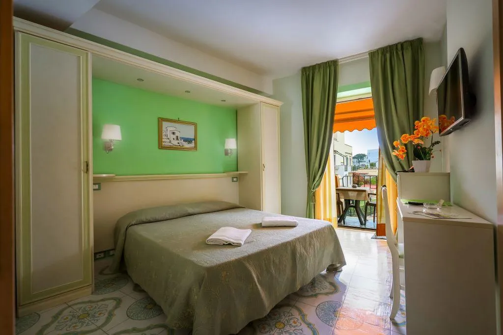 DOUBLE WITH BALCONY Room, Hotel Rivamare, Naples