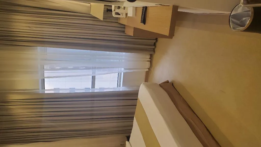 Room, Aldar Hotel, Dubai