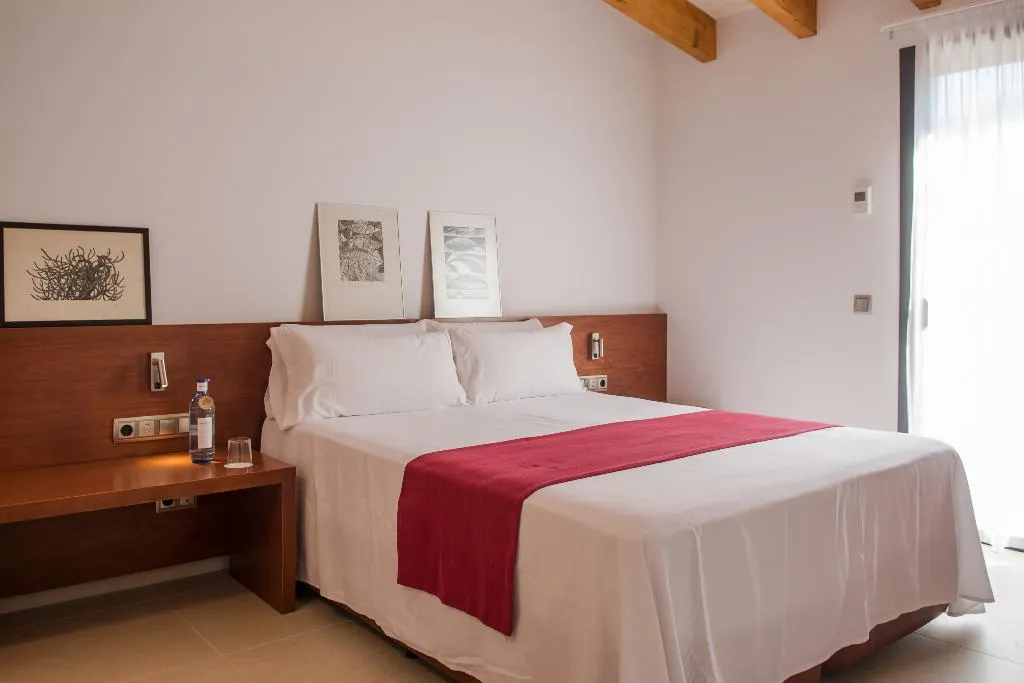SUITE STANDARD Room, Rural Sant Joan de Binissaida, Menorca