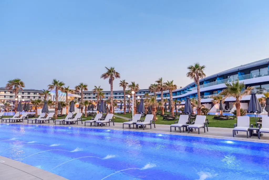 Pool, Lyttos Mare, Crete