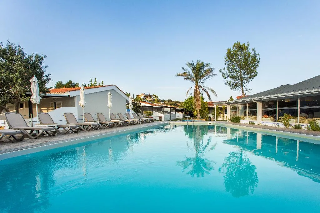 Pool, Coral Blue Beach Hotel Gerakini, Halkidiki