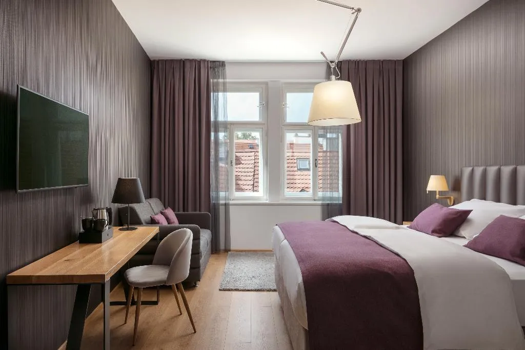 Double or Twin DELUXE Room, Moods Charles Bridge, Prague