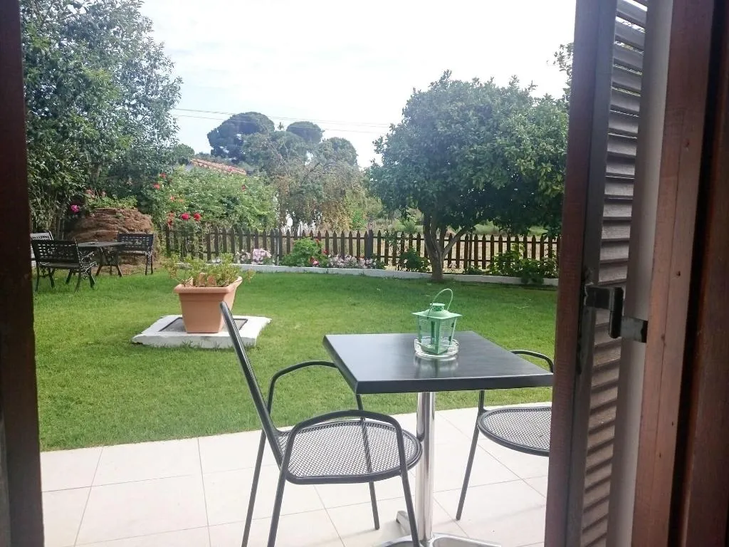 Room, Villa Karina - Near Achladies Beach, Skiathos