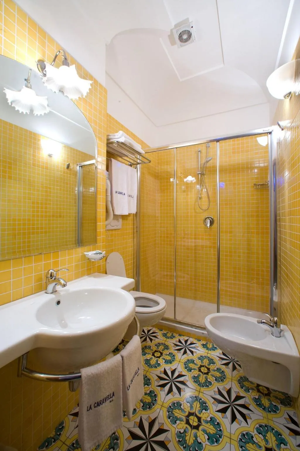 TRIPLE TWO BEDS Room, La Caravella Positano, Naples