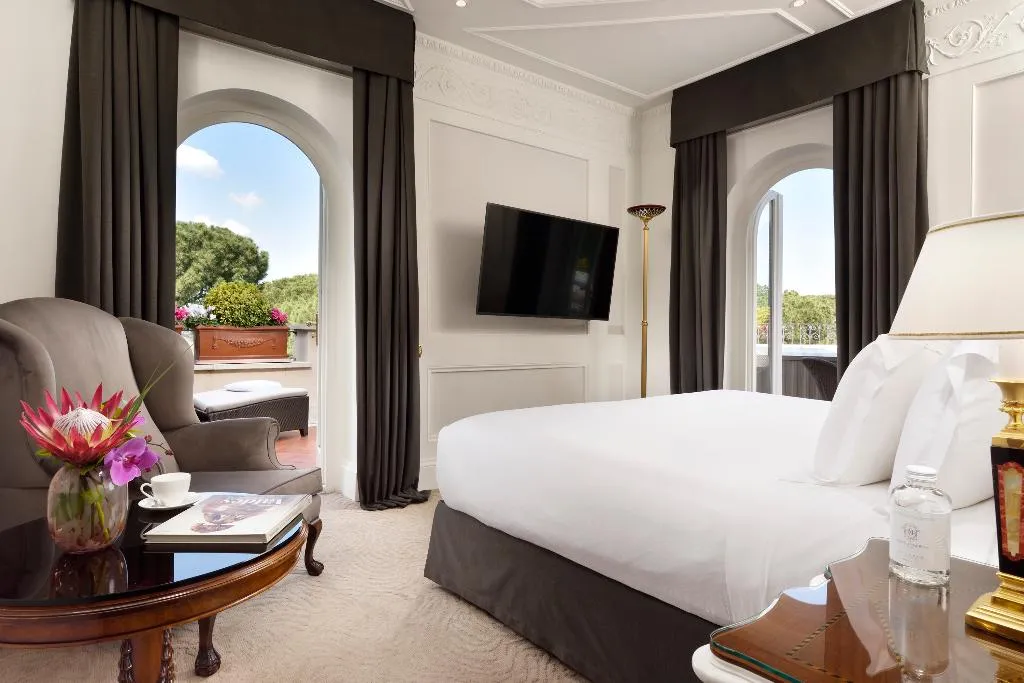 SUITE LUXURY ONE BEDROOM Room, Splendide Royal Rome, Rome