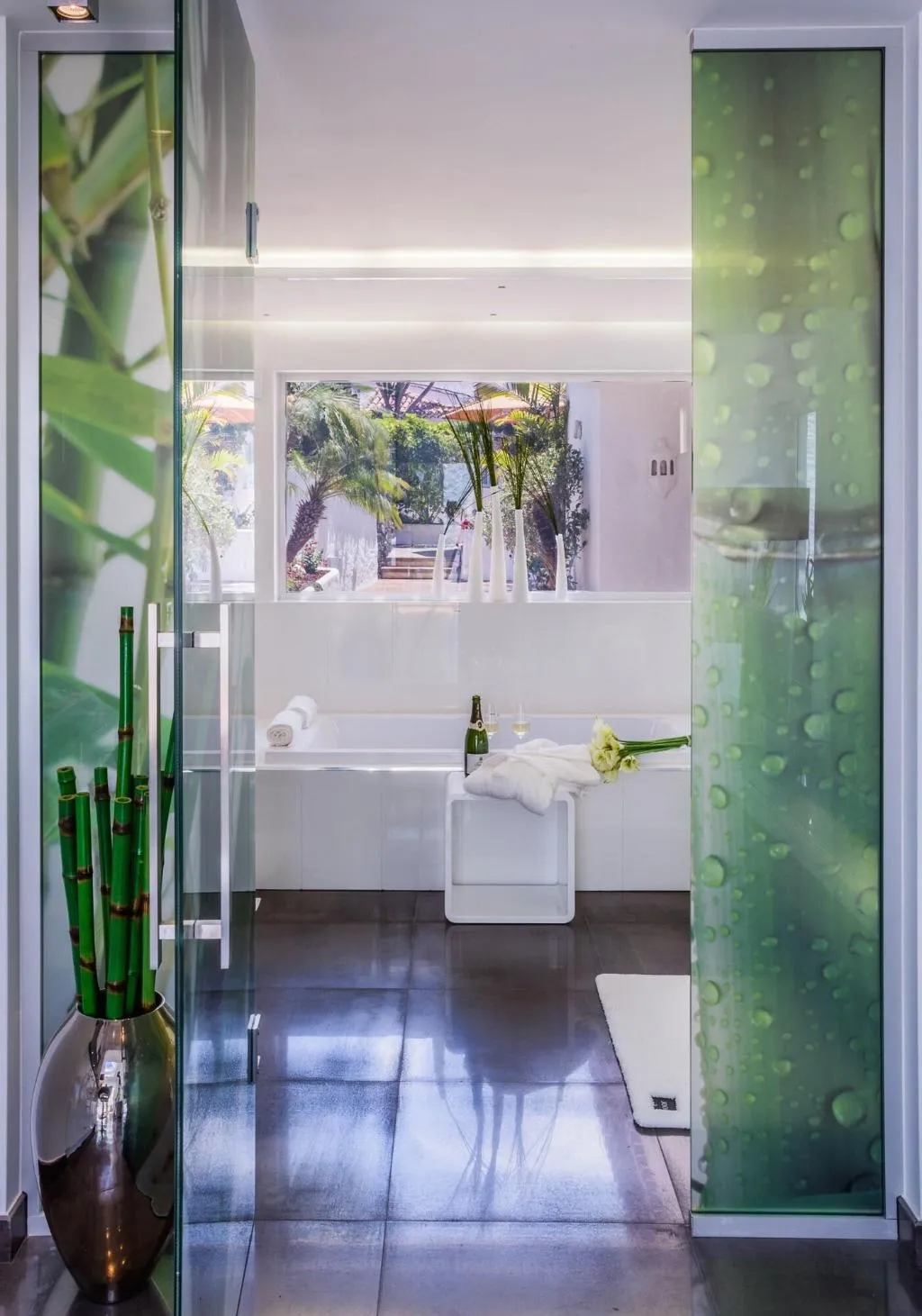 Room, Jardin de la Paz, Tenerife