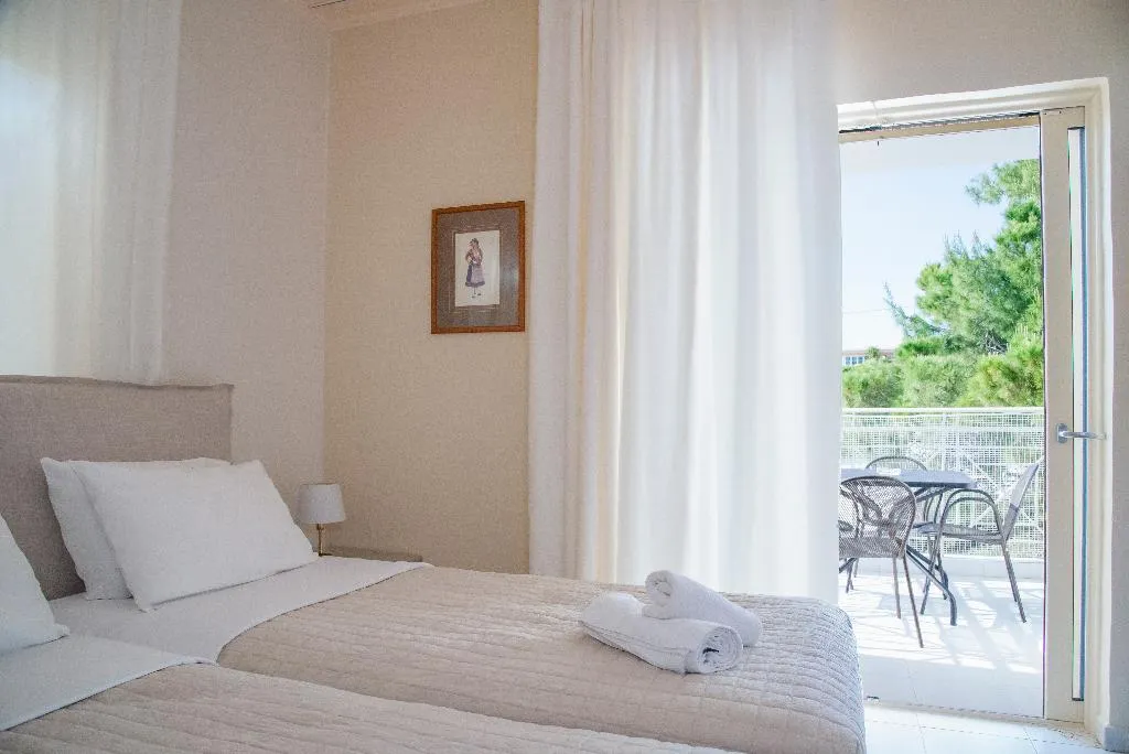 FAMILY ROOM TWO BEDROOMS Room, Princess Hotel, Kefallinia