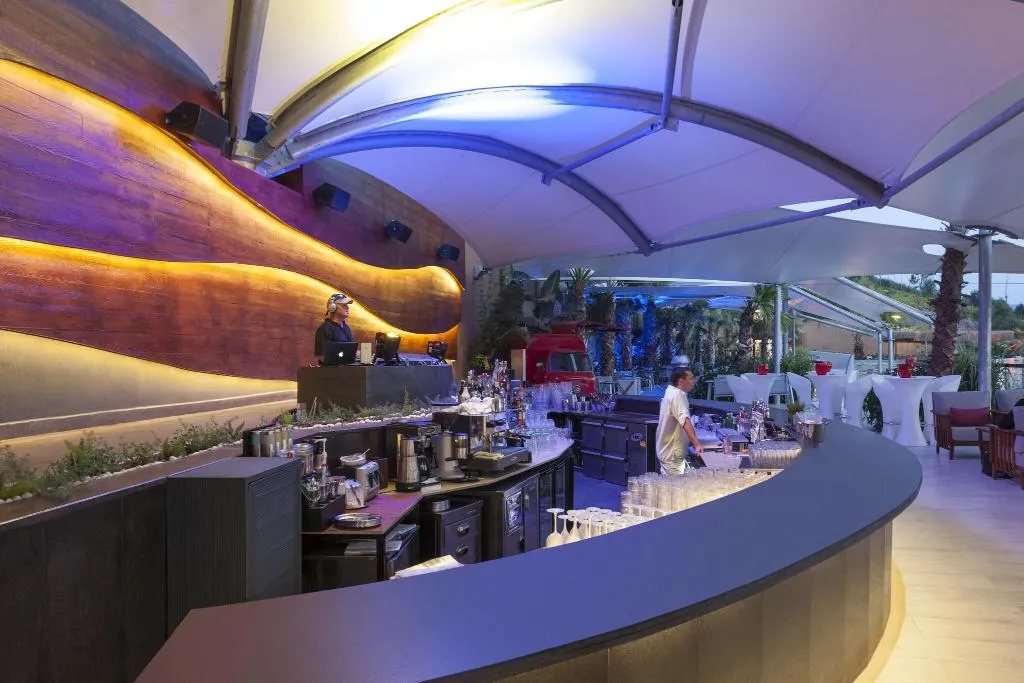 Bar, Le Meridien Bodrum Beach Resort, Bodrum