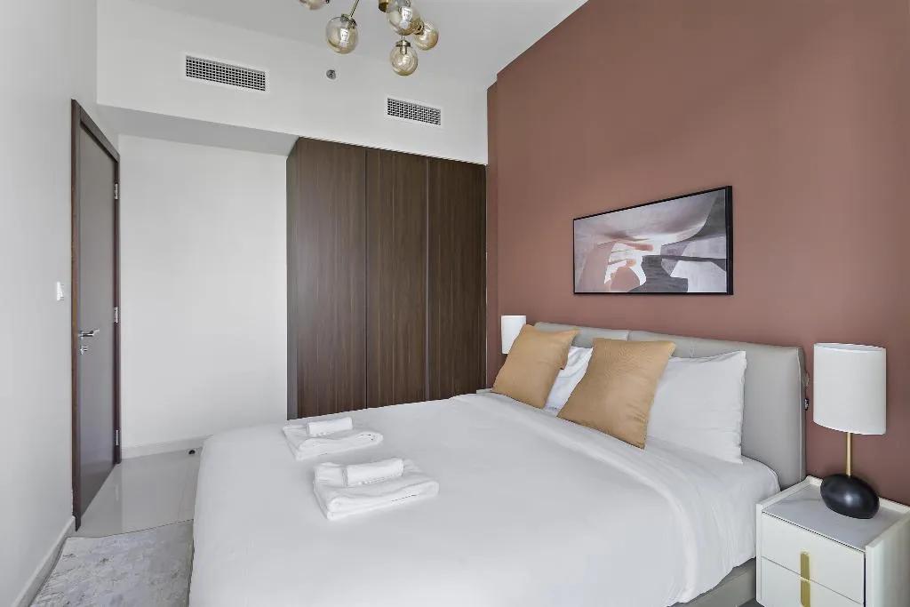 APARTMENT TWO BEDROOMS Room, Vera Residences, Dubai