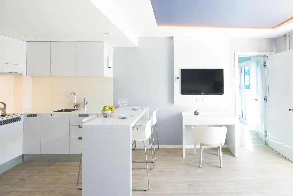 APARTMENT DUPLEX SUPERIOR Room, Masd Mediterraneo, Barcelona