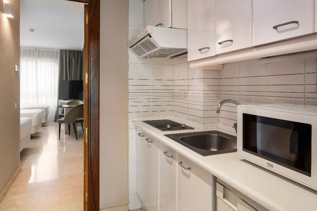 TRIPLE STANDARD Room, Sercotel Togumar, Madrid