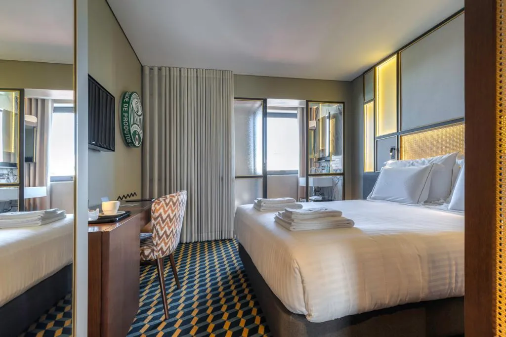 DOUBLE DELUXE Room, The Convo Porto Hotel & Suites, Porto