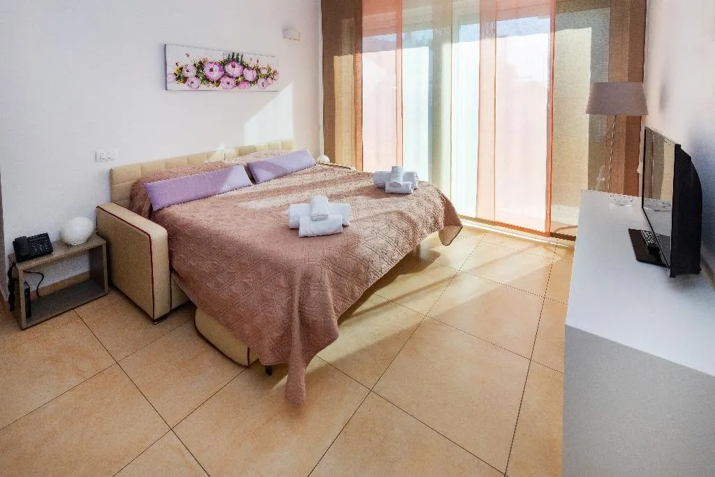 DOUBLE CLASSIC Room, Zeus Residence Hotel - ApartHotel, Catania