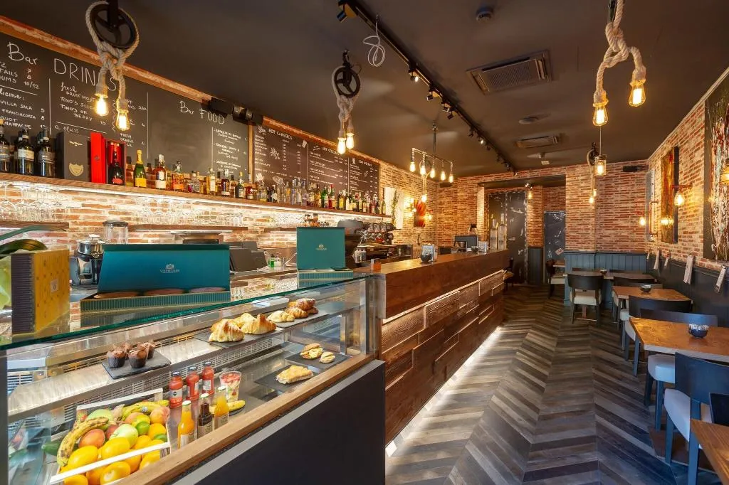 Bar, Hotel Boccaccio, Florence