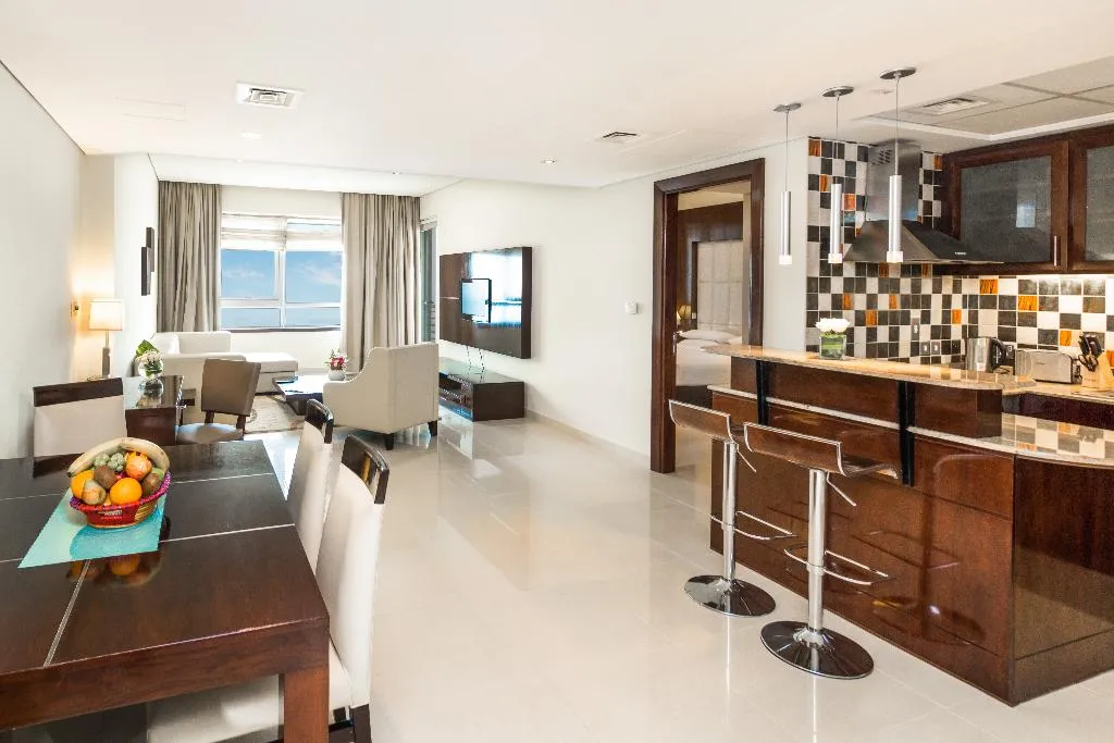 Room, Al Salam Grand Hotel Apartment, Dubai