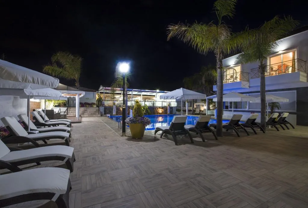 Terrace, Paradice Hotel Luxury Suites, Crete