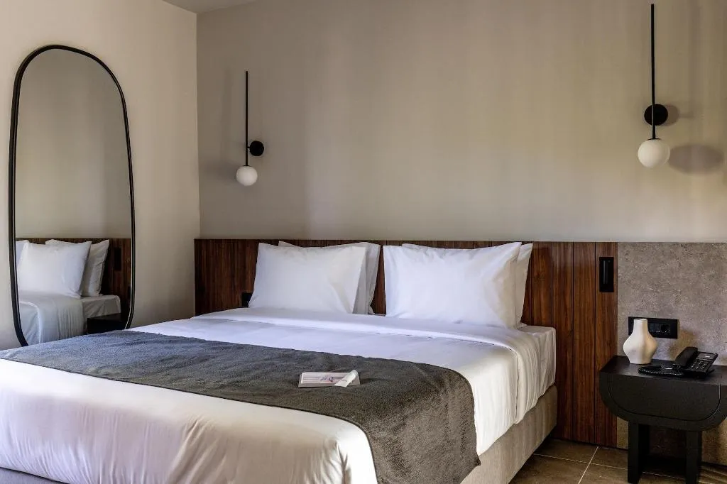 Room, Elios Hill - Sun Kissed Happiness, Crete