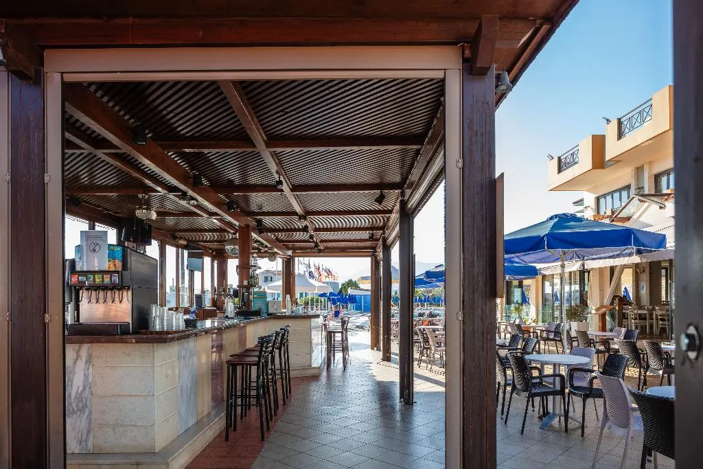 Bar, Koni Village, Crete