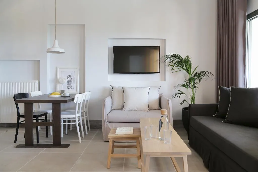 SUITE WITH JACUZZI Room, Lena Mare Boutique Hotel, Corfu