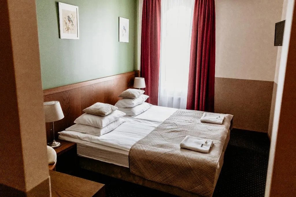 DOUBLE CLASSIC CITY VIEW Room, Yarden Aparthotel by Artery Hotels, Krakow