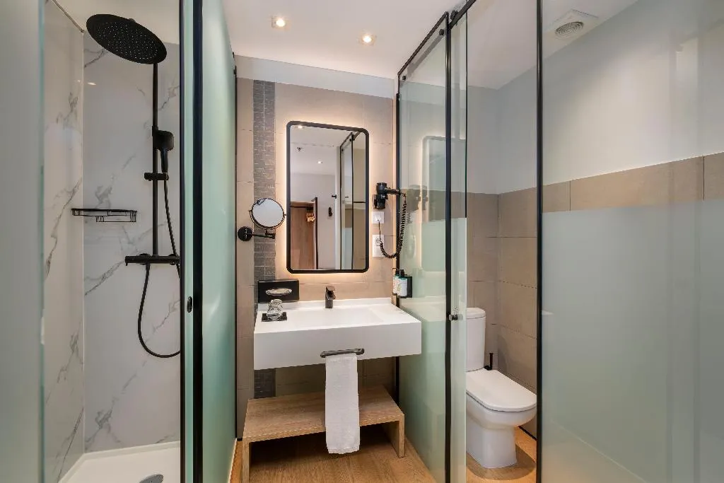 DOUBLE SINGLE USE STANDARD Room, Hotel & Spa Villa Olímpic@ Suites, Barcelona