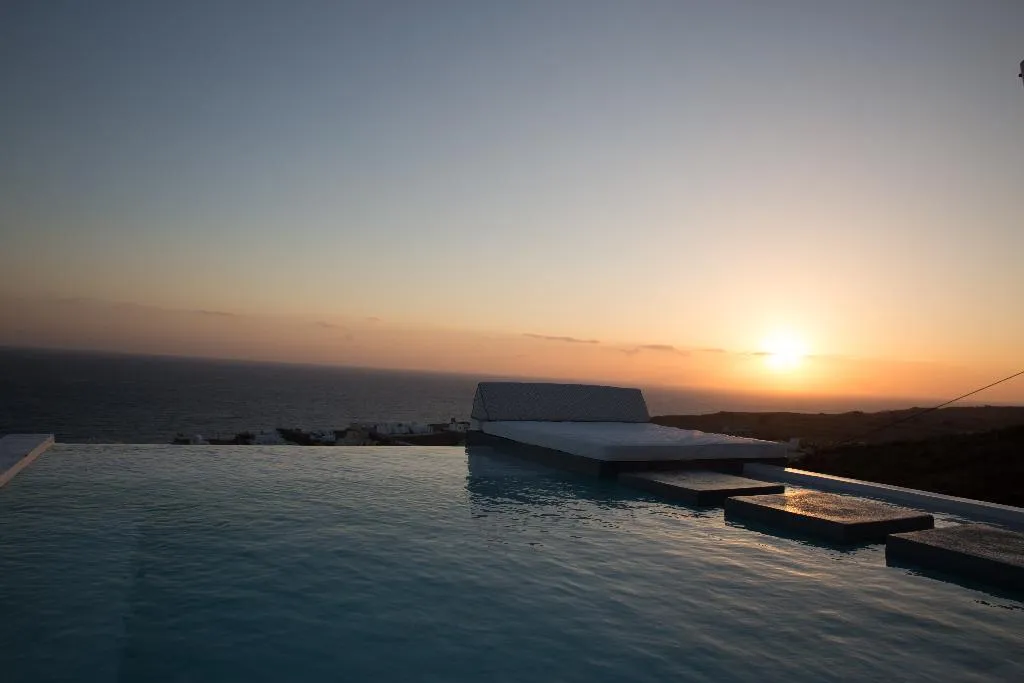VILLA WITH PRIVATE POOL Room, Horizon Mills Villas & Suites, Santorini