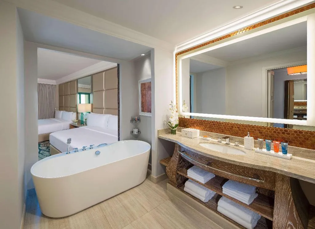 DOUBLE QUEEN SIZE BED Room, Atlantis The Palm, Dubai
