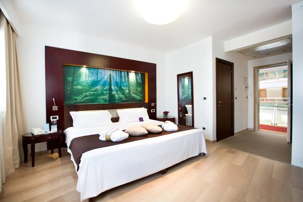 DOUBLE SUPERIOR Room, Mercure Olbia, Olbia