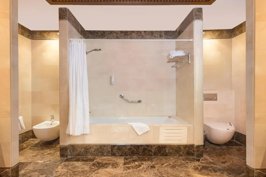 SUITE WITH TERRACE Room, Estepona Hotel & Spa Resort, Costa Del Sol