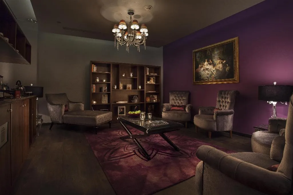 Sports and Entertainment, Kempinski Palace Cairo, Cairo
