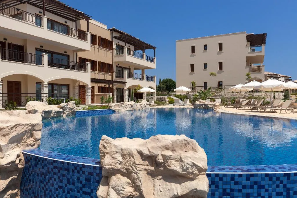 Pool, Aphrodite Hills Rentals Premium Serviced Apartment, Cyprus