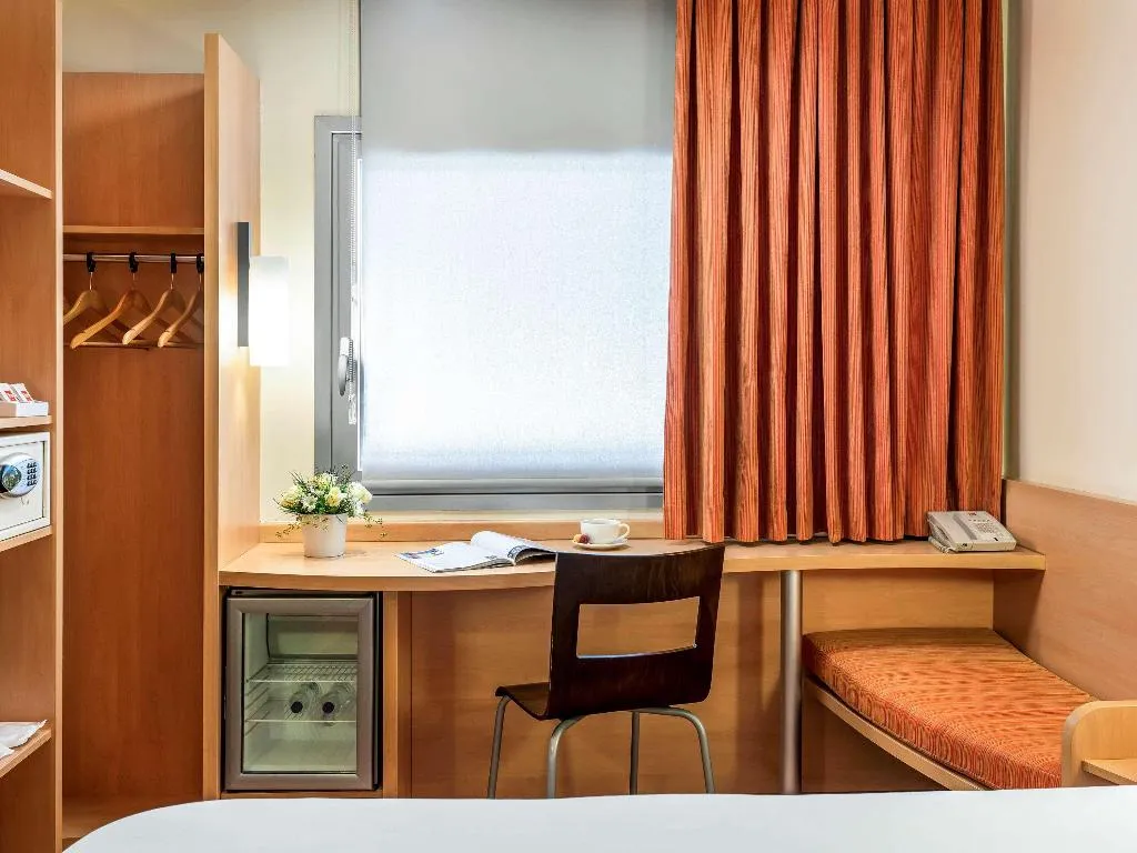 Room, ibis Izmir Alsancak, Izmir