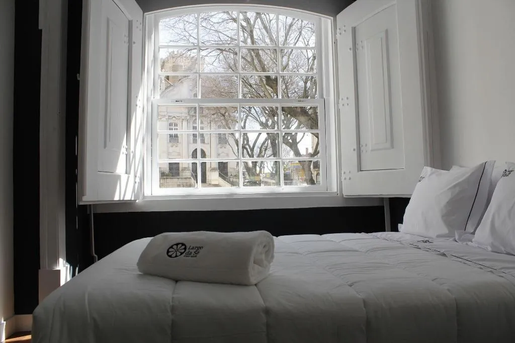 Room, Largo da Sé, Lisbon