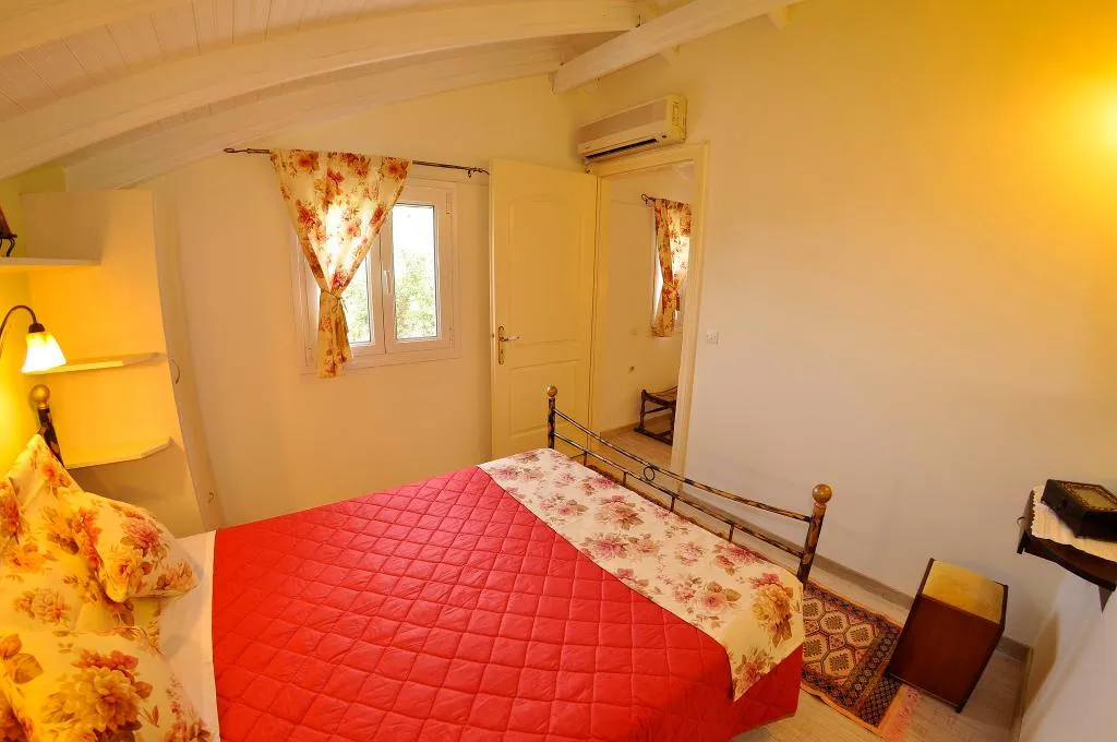 APARTMENT TWO BEDROOMS Room, Mazis Apartments, Corfu