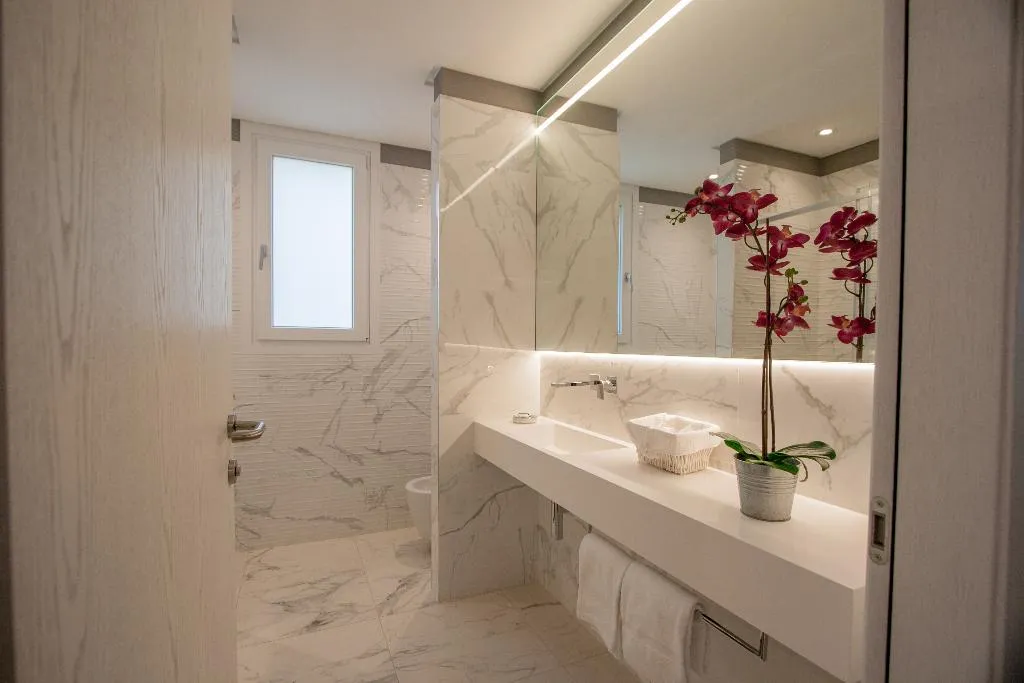 SUITE WITH TERRACE WITH VIEWS Room, Hotel Borgo Le Terrazze, Milan