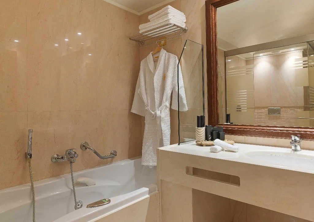 SUITE EXECUTIVE ONE BEDROOM Room, Seafos Luxury Resort & Spa, Kalamata