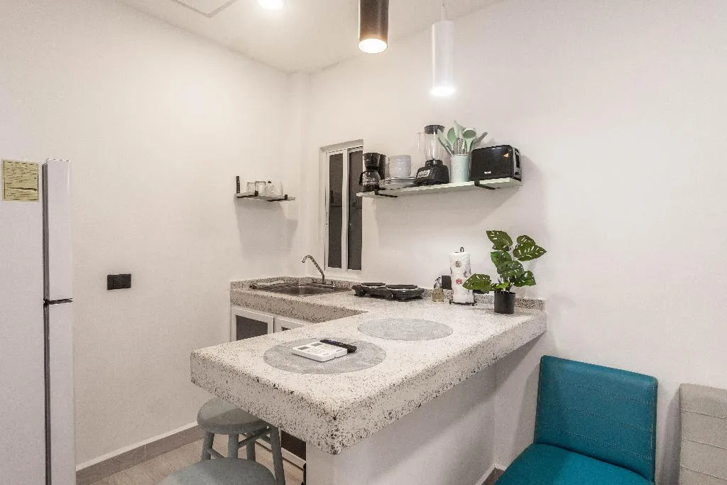 APARTMENT CAPACITY 3 Room, La Quinta Caribeña, Cancun Area