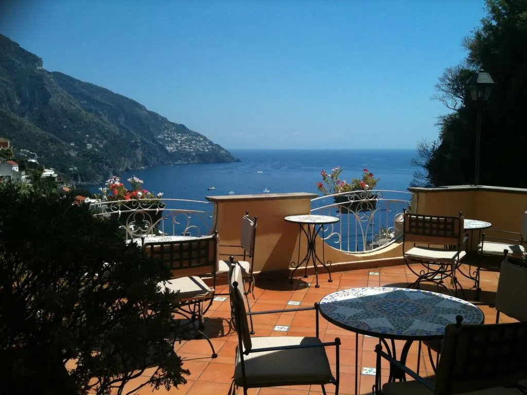 Terrace, Hotel Posa Posa, Naples