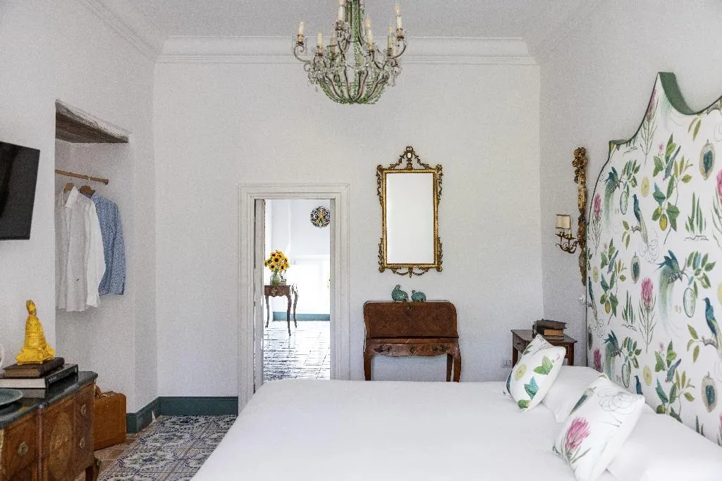 QUADRUPLE TWO BEDROOMS ONE BATHROOM Room, Villa De Cillis Carafa, Naples