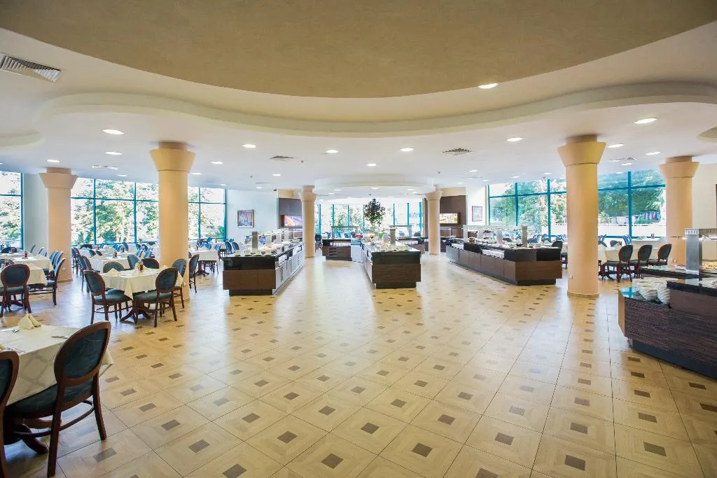 Restaurant, Marina Grand Beach Hotel, Varna