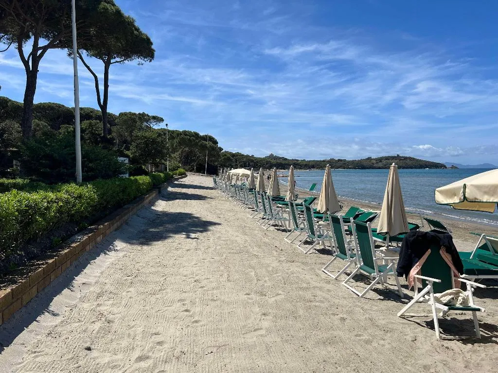 Beach, Cala del Porto Punta Ala, Florence