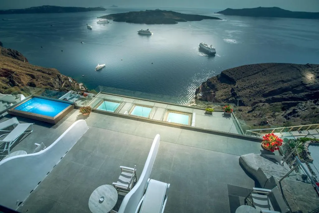 Sports and Entertainment, Kratiras View Luxury Suites, Santorini
