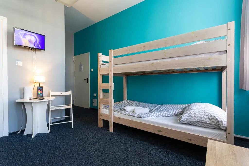 TWIN TWO BEDS Room, Moon Hostel Gdansk, Gdansk