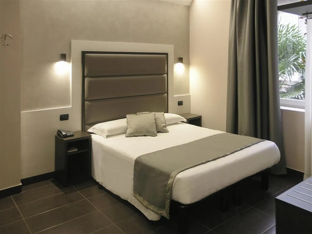 Room, Ibis Styles Milano Centro, Milan